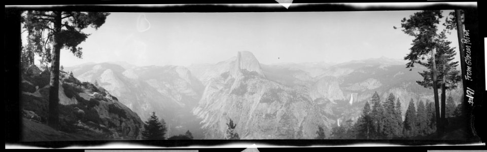 California, Yosemite, valley panorama form Glacier Point LCCN2017656457