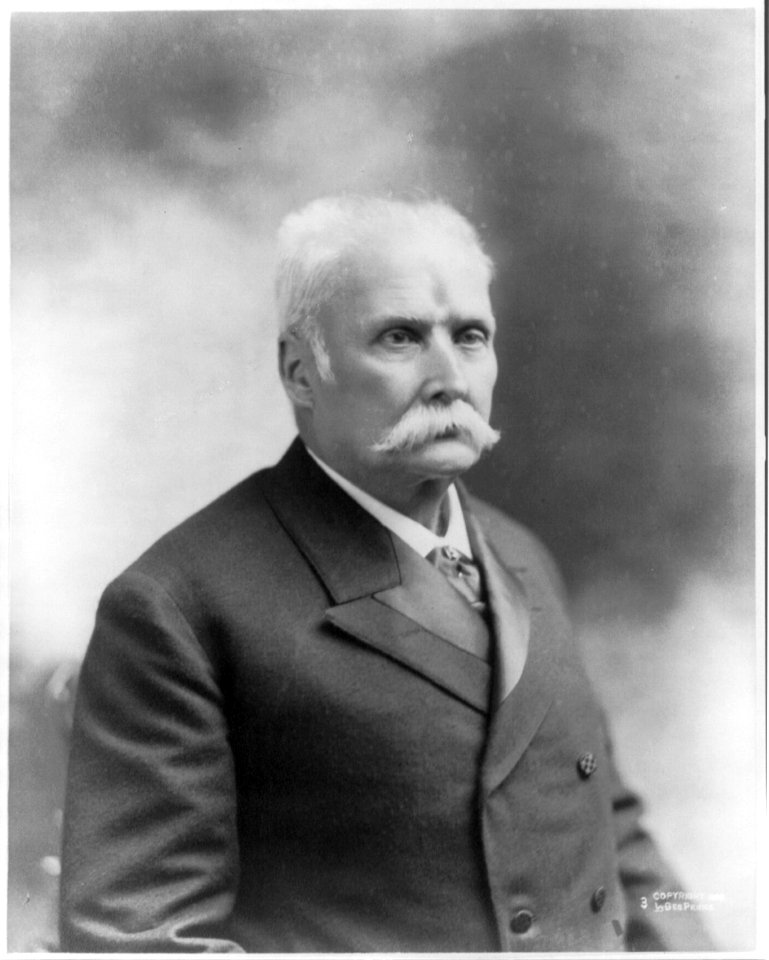 Calixto Garcia Iniquez, 1836-1898, half-length portrait, facing right LCCN2005689338