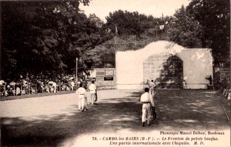 Cambo (64) - le Fronton