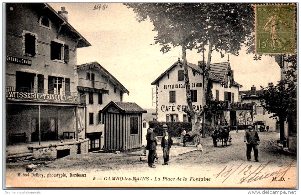 Cambo Place des Fontaines