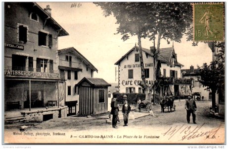 Cambo Place des Fontaines