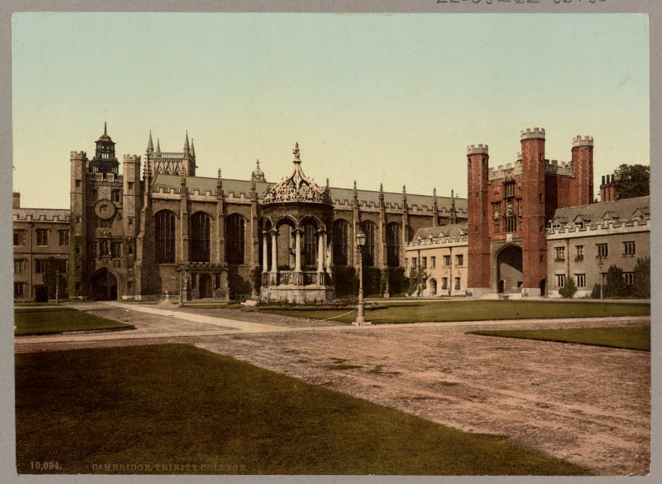 Cambridge, England- Trinity College LCCN2002715631