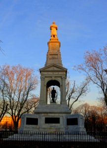 Cambridge Soldiers Memorial at sunrise - Cambridge, Massachusetts - DSC08453