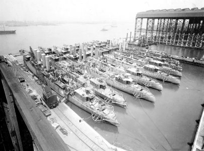 Camden Shipyard 1919 photo