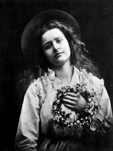 Cameron, Julia Margaret - Die Maikönigin (Zeno Fotografie)