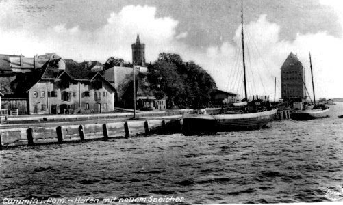 Cammin in Pommern - Hafen mit neuem Speicher