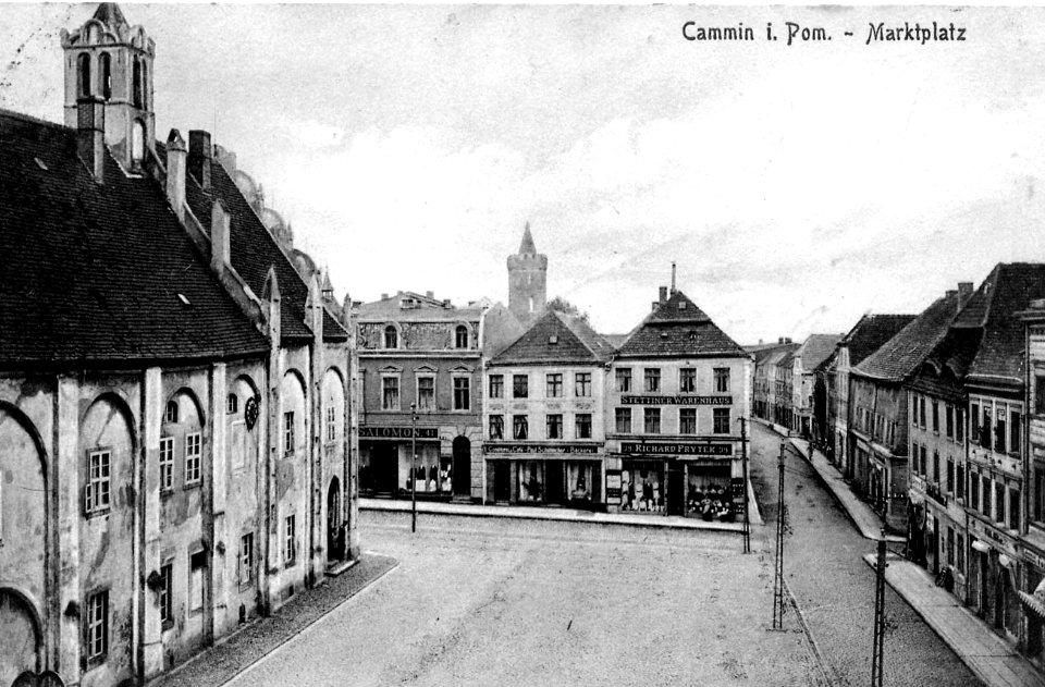 Cammin in Pommern - Marktplatz-010