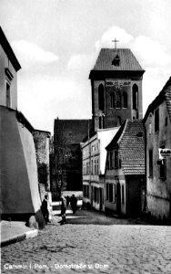 Cammin in Pommern - Domstrasse und Dom