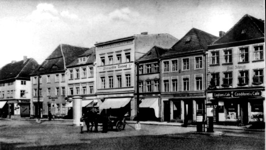 Cammin in Pommern - Marktplatz-008