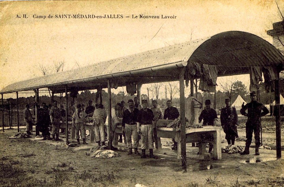 Camp de Saint-Médard - Lavoir