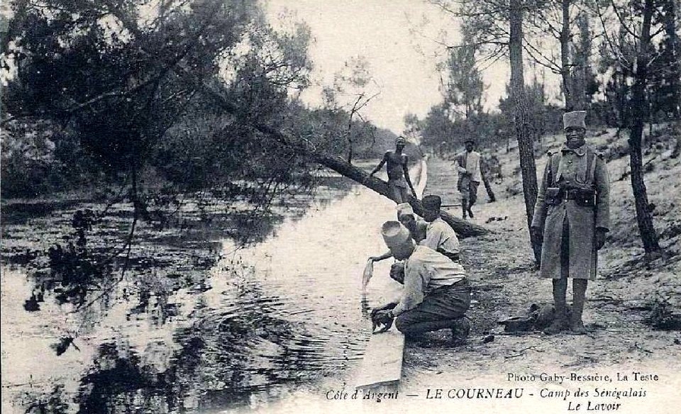 Camp du Corneau - lavoir 3