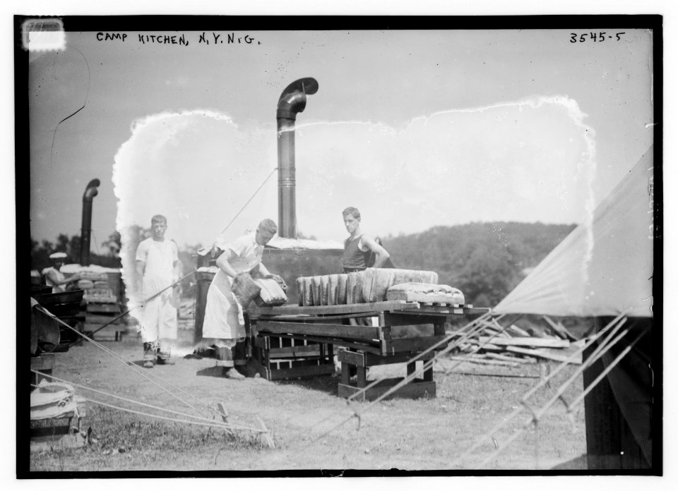 Camp Kitchen, N.Y. N.G. LCCN2014699458