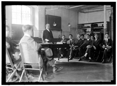 CAMP MEADE -2. DRAFTED MEN LEAVING FOR CAMP MEADE LCCN2016868426