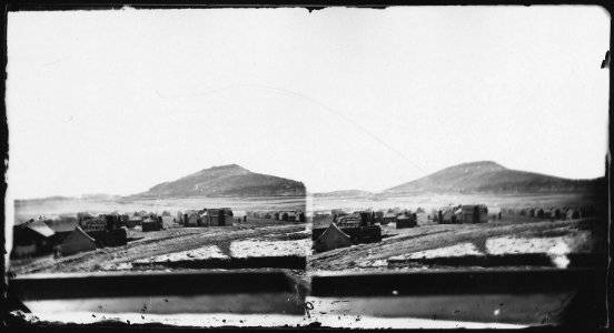 Camp near Lookout Mountain - NARA - 525025