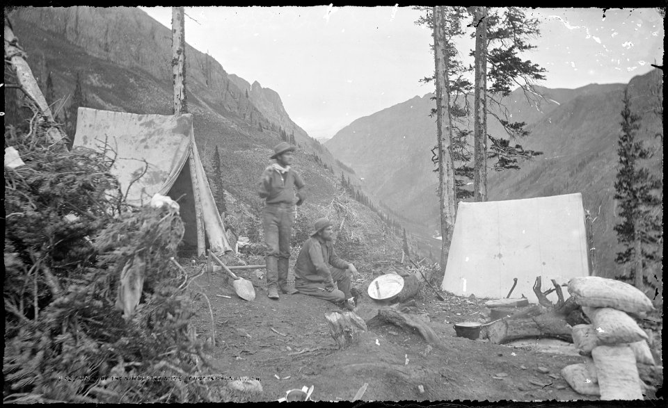 Camp of the miners of the North Star and Mountaineer lodes. San Juan County, Colorado. - NARA - 517164
