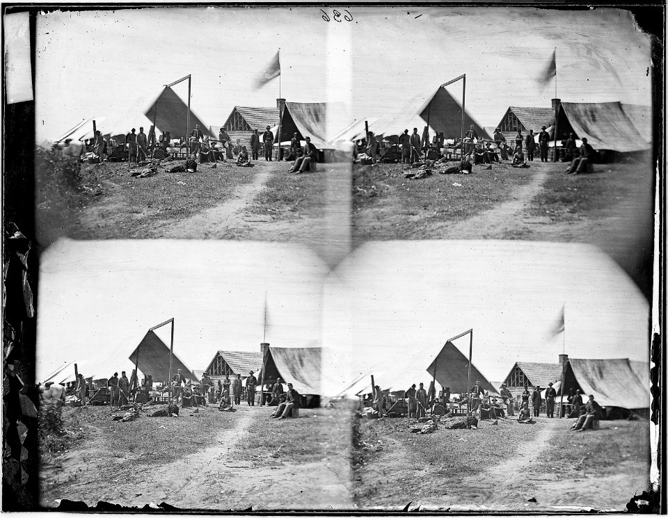 Camp scene - NARA - 526102