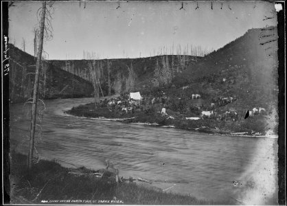 Camp on the north fork of Snake River. Fremont County, Idaho. - NARA - 516782