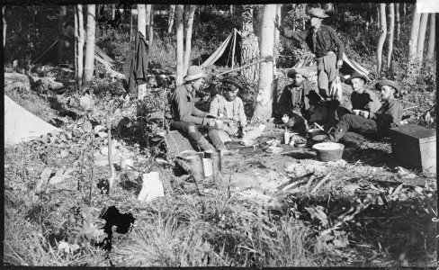 Camp study. J.M. Coulter, Lieutenant Carpenter, Packer and the cook of the party. - NARA - 517095