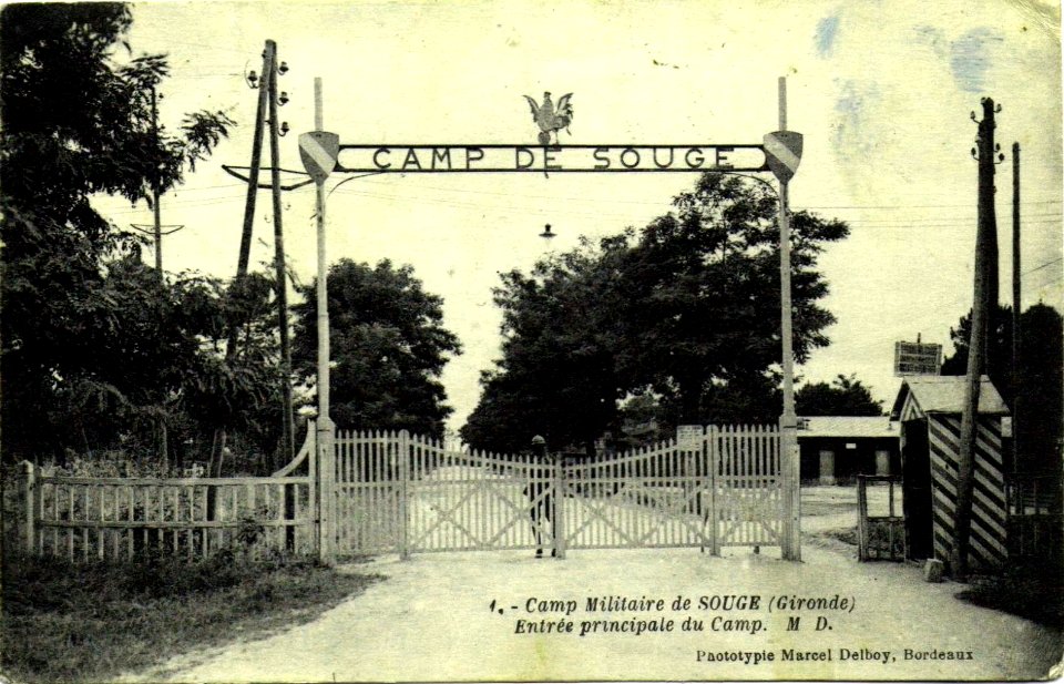 Camp-militaire-de-souge-gironde-entree-principale-du-camp