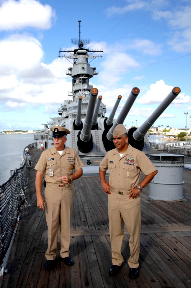 Campa tours Pearl Harbor DVIDS95257