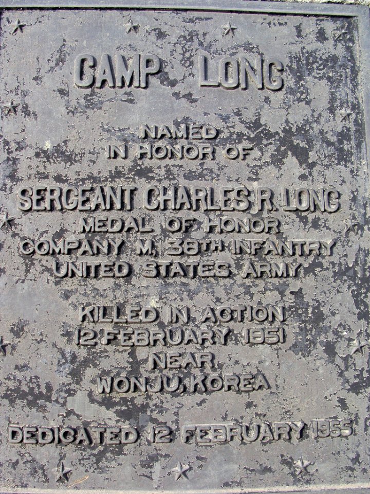 CampLongPlaque