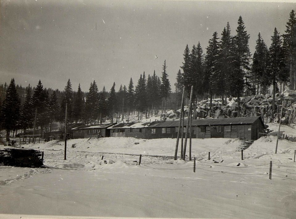 Campo Mulo , Unterstände des Kommandos (BildID 15639943)