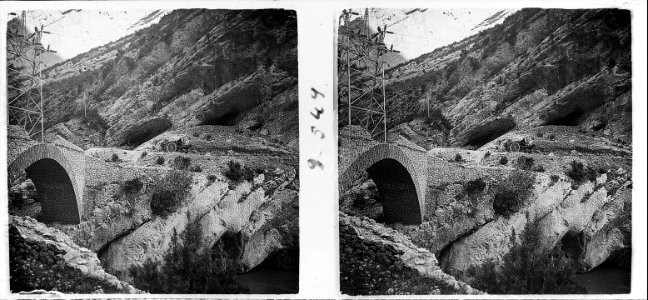 Camí , pont i vista panoràmica del pas dels Terradets