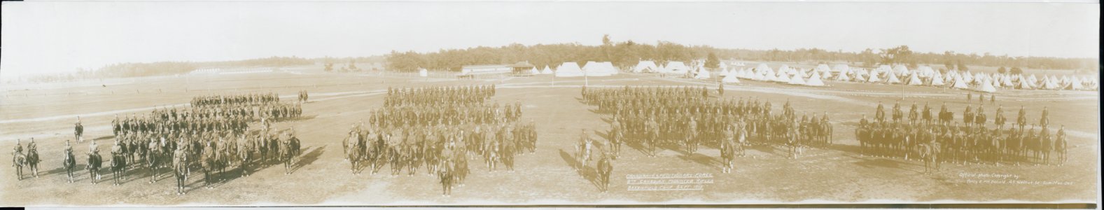 Canadian Expeditionary Force, 8th Canadian Mounted Rifles, Barriefield Camp, Sept., 1915 (HS85-10-30980)
