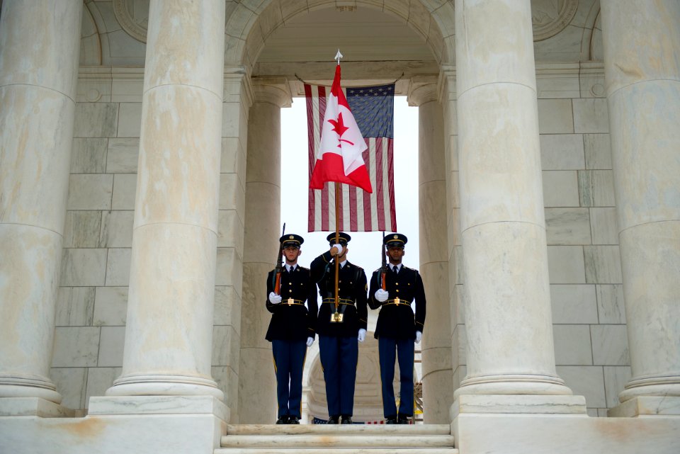 Canadian Minister of Defence, Harjit Sajjan, Lays a Wreath at the Tomb of the Unknown Soldier (34002423894)
