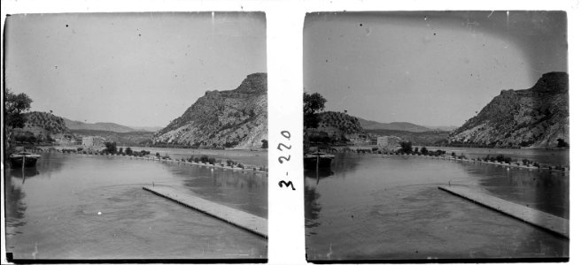 Canal de la dreta del riu Ebre a Xerta