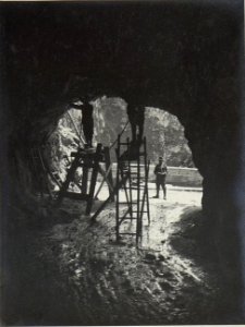 Canal San Ubaldo, Strassenbau. (BildID 15673059)