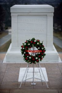 Canadian VA Minister Public Wreath Laying - Tomb of the Unknown Soldier (16251620307)