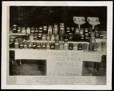 Canned by cold pack method, the high school, Greensburg, Indiana LCCN2016650266