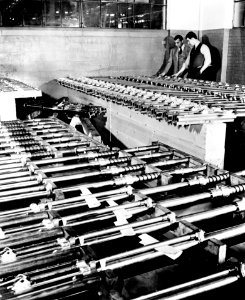 Cannons manufactured by Oldsmobile c1943