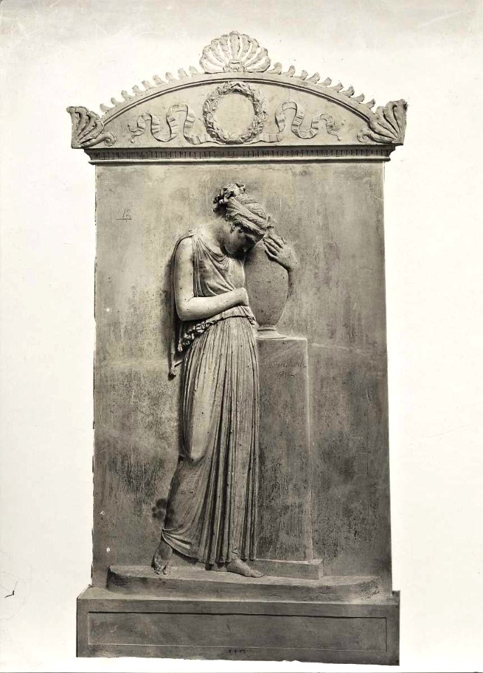 Canova - Allegoria della Pietas, Motivi decorativi