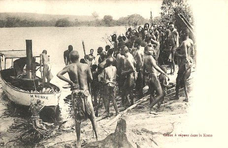 Canot à vapeur dans la Kotto
