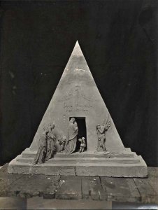 Canova - Sepolcro a piramide, Allegoria della Pittura, Genietto, Allegorie della Scultura e dell'Architettura