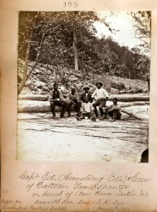Capt. Ed. Armstrong (Col'd) & crew of batteau Tam O'Shanter on beach of New River, Section 103, near 1st Res. 2nd N. R. Div. LCCN2004669850