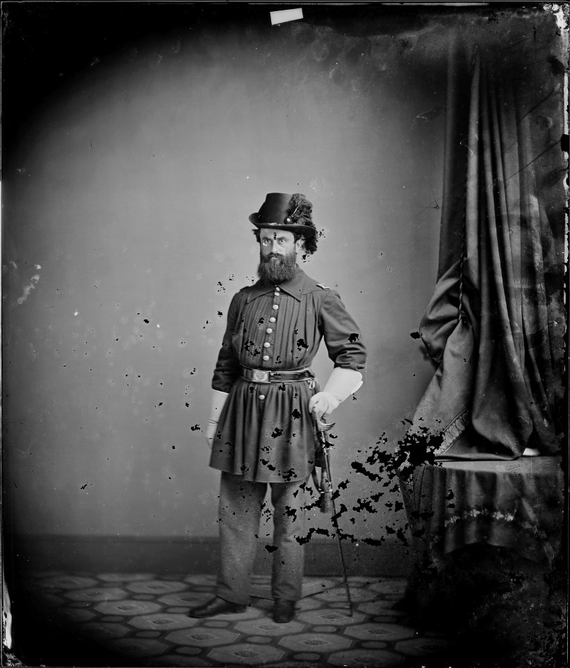 Capt. Cyrus C. Dyer, 2nd R.I. Infantry - NARA - 528374