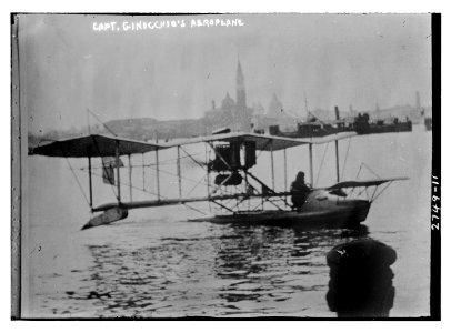 Capt. Ginocchio's Aeroplane LCCN2014693501