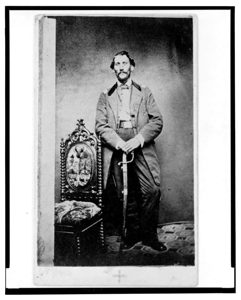 Capt. John D. Ritter, Union officer in the 32nd Indiana Regiment, full-length portrait, standing, facing front) - Runnion's Art Gallery, Indianapolis LCCN2003673361