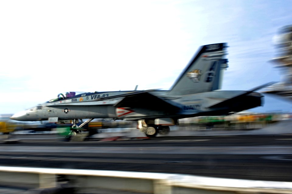 Capt. Paparo launches from USS Dwight D. Eisenhower. (8247726830)