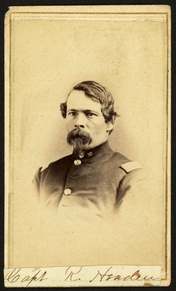 Capt. R. Headen - Ball & Thomas, Photographic Art Gallery, 120 W. 4th St., near Race, Cincinnati, O. LCCN2010647784