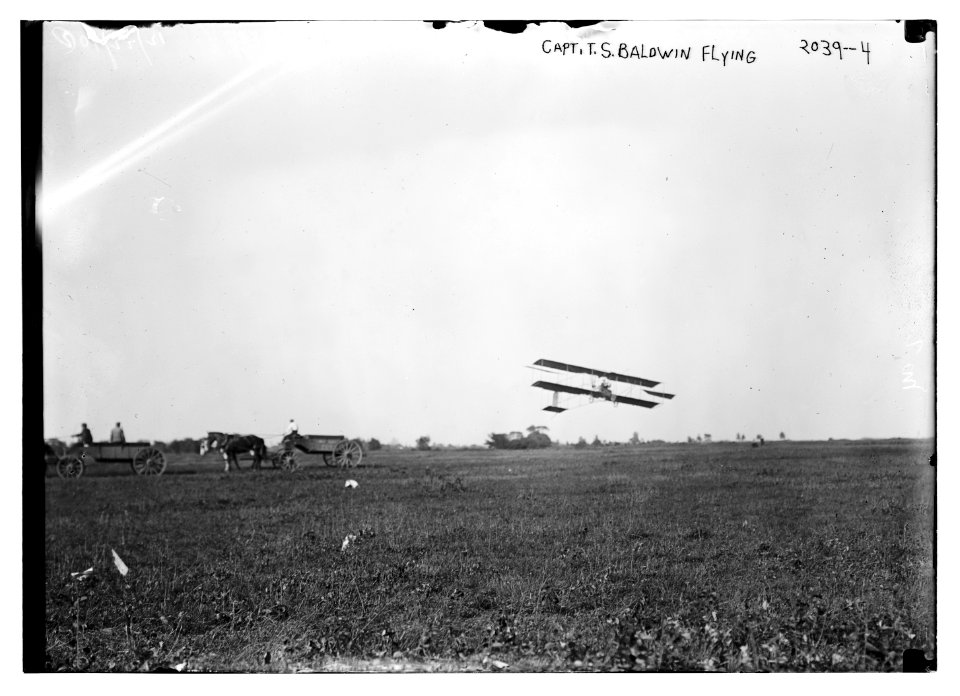 Capt. T.S. Baldwin flying LCCN2014688252