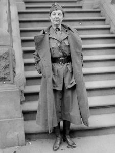 Captain Adelaide Brooks Baylis in 1917 or 1918 - LCCN2014705997 (cropped)