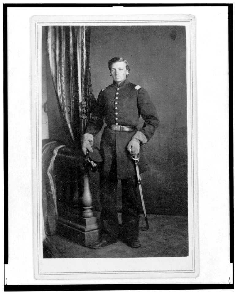 Captain Charles Nagel, Union officer in the 32nd Indiana Regiment, full-length portrait, standing, facing front) - T.M. Schleier's Cartes de Visite Photograph Gallery, Nashville, Tenn LCCN2003673358