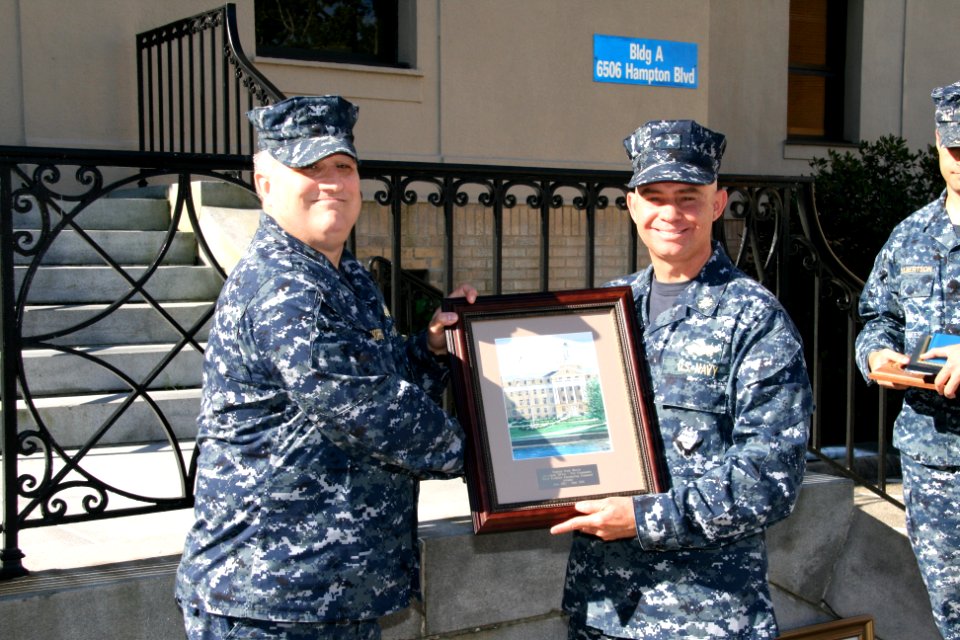 Captain Grant Morris Retirement (27709421744)