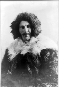 Captain Robert Abram Bartlett, 1875-1946, half portrait in Arctic dress LCCN2016653134