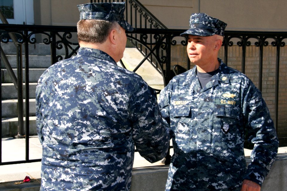 Captain Grant Morris Retirement (28043770360)