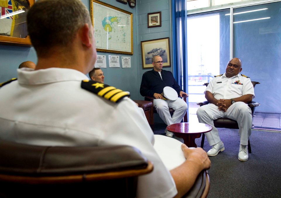 Captain Humphrey Tawake hosts visiting USN sailors - 181015-N-VG727-2005